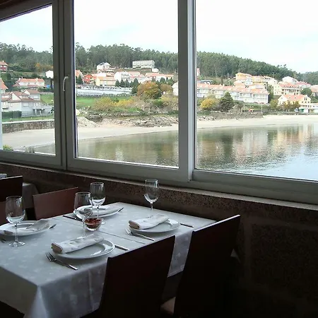 Hotel Playa De Quenxe *