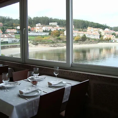 酒店 Playa De Quenxe *